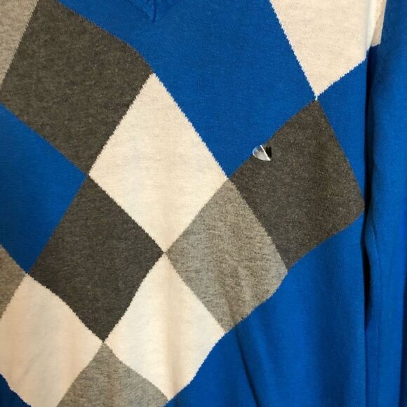 NWT! Van heusen blue argyle pattern sweater - Picture 9 of 10